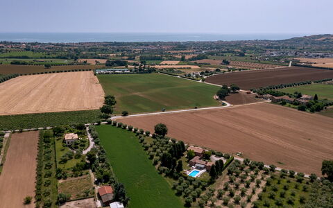 Villa Ninetta 10+1: Visione Globale, Plain, Fotografia Aerea, Paesaggio, Campo, Lotto, Piantagione, Agricoltura, Area Rurale, Urban Design
