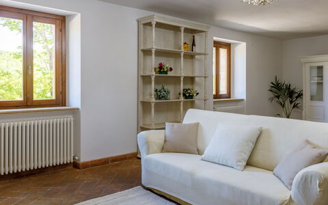 Villa Agostini 10: Mobilia, Interior Design, Pavimentazione, Parete, Legna, Pavimento, Camera, Soffitto, Divano, Soggiorno