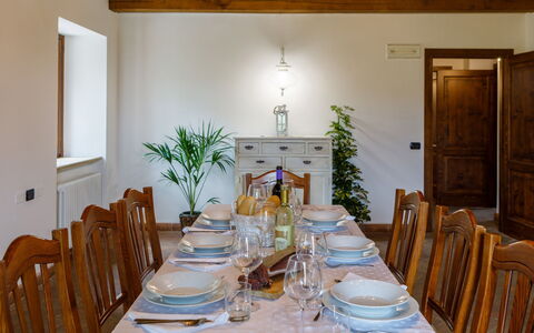 Villa Agostini 10: Mobilia, Interior Design, Tavolo, Legna, Sala Da Pranzo, Pavimentazione, Soffitto, Cucina & Sala Da Pranzo Tavolo, Camera, Sedia