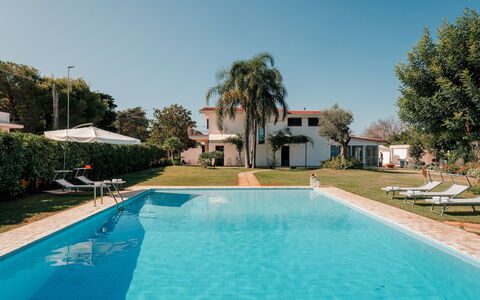 Villa Demal 8+2: Piscina, Ricorrere, Hacienda, Terme, Estate, Tempo Libero, Eco Hotel, Villa, Hotel, Shade