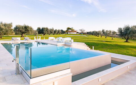 La Perla tra Gli Ulivi 12: Blu, Piscina, Materiale Composito, Ricorrere, Giochi D'Acqua, Shade, Terme, Villa, Design, Piastrella