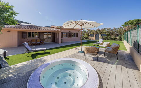 Villa Gea 8: Piscina, Ricorrere, Mobili Da Esterno, Tempo Libero, Ombrello, Eco Hotel, Shade, Estate, Cortile, Terrazza