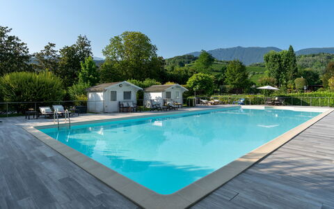 Villa Barchessa Panigai 8: Piscina, Ricorrere, Mobili Da Esterno, Ombrello, Tempo Libero, Eco Hotel, Lettino, Resort Citta ', Shade, Centro Ricreativo
