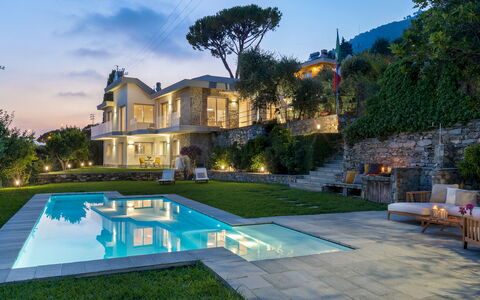 Villa Scirocco 10+2: Zona Residenziale, Piscina, Estate, Casa, Giardino, Ricorrere, Dimora, Landscaping, Villa, Cortile