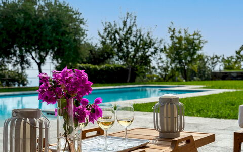 Villa Scirocco 10+2: Mobilia, Mobili Da Esterno, Tavolo, Sedia, Giardino, Tavolo Esterno, Vaso Di Fiori, Terrazza, Ricorrere