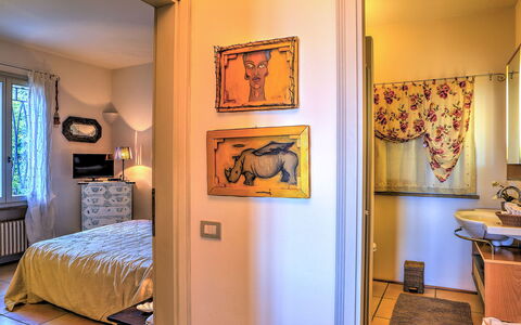 Villa le Cave 12: Parete, Interior Design, Mobilia, Camera Da Letto, Legna, Letto, Pavimento, Pavimentazione, Camera, Illuminazione