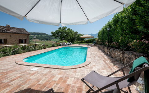 Villa Casanostra 12: Piscina, Mobili Da Esterno, Mobilia, Ricorrere, Eco Hotel, Sedia, Flagstone, Ombrello, Lettino, Shade