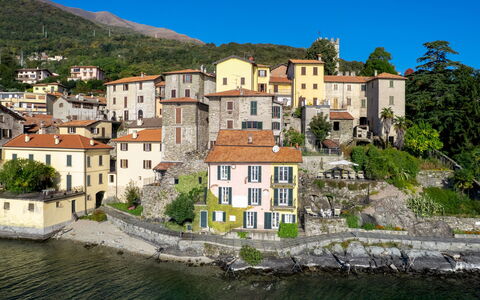 Villa Rivetta 6+2: Costruzione, Casa, Zona Residenziale, Casa, Quartiere, Cittadina, Costa, Tetto, Costiera E Morfologie Oceanic, Villetta