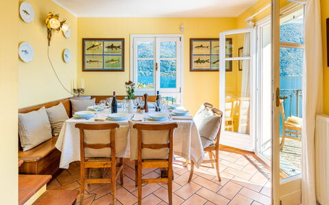 Villa Rivetta 6+2: Mobilia, Interior Design, Pavimentazione, Legna, Pavimento, Soffitto, Tavolo, Sala Da Pranzo, Sedia, Cucina & Sala Da Pranzo Tavolo