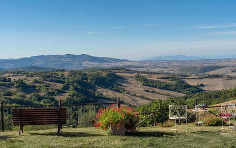 Villa Beltramonto 14: Cielo, Geografia Montane, Collina, Montagna, Orizzonte, Paesaggio, Highland, Ecoregione, Hill Station, Catena Montuosa