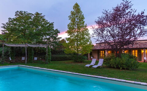 La Tana del Ghiro 18: Piscina, Ricorrere, Estate, Agriturismo, Giardino, Backyard, Hacienda, Prato, Eco Hotel, Shade