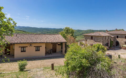 Podere le Corone 14: Casa, Area Rurale, Paesaggio, Lotto, Insediamento Umano, Villaggio, Villetta, Catena Montuosa, Estate, Agriturismo