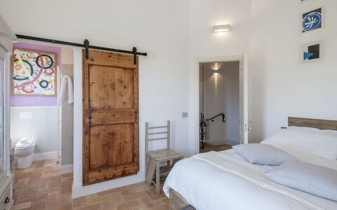 Casa Pilar 4+1: Mobilia, Interior Design, Camera Da Letto, Letto, Parete, Pavimentazione, Legna, Pavimento, Soffitto, Camera