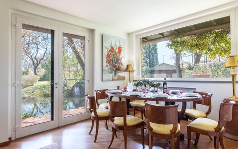 Villa Mimmina 8: Mobilia, Interior Design, Sala Da Pranzo, Sedia, Tavolo, Pavimentazione, Cucina & Sala Da Pranzo Tavolo, Legna, Pavimento, Soffitto