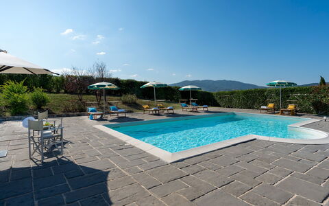 Villa Il Magnifico 10: Piscina, Mobili Da Esterno, Ricorrere, Eco Hotel, Sedia, Ombrello, Tavolo Esterno, Lettino, Flagstone, Shade