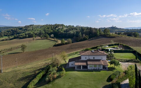 Villa Il Magnifico 10: Erba, Pascolo, Area Rurale, Collina, Lotto, Casa, Paesaggio, Highland, Plain, Villetta