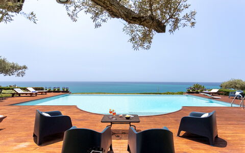 Villa Terra del Sole 8: Acqua, Piscina, Ricorrere, Mobilia, Mare, Mobili Da Esterno, Eco Hotel, Oceano, Crepuscolo, Tramonto