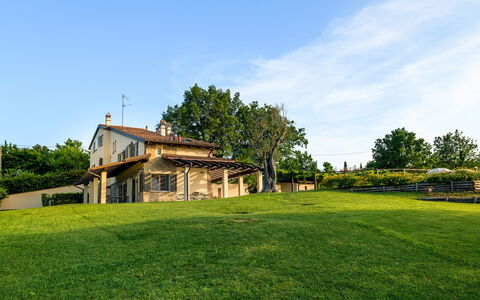 Villa Pergola 8: Erba, Paesaggio, Lotto, Area Rurale, Plain, Casa, Prato, Agriturismo, Villetta, Estate