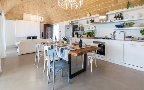 Villa la Pupazza 8: Mobilia, Interior Design, Tavolo, Pavimentazione, Cucina & Sala Da Pranzo Tavolo, Sedia, Pavimento, Cucina, Soffitto, Sala Da Pranzo