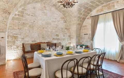 Masseria Tarsia Incuria 8+4: Mobilia, Interior Design, Soffitto, Tavolo, Sala Da Pranzo, Pavimentazione, Illuminazione, Cucina & Sala Da Pranzo Tavolo, Sedia, Lampada