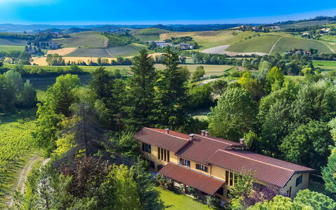 Tenuta Contessa Chiara 17: Casa, Zona Residenziale, Casa, Paesaggio, Tetto, Area Rurale, Estate, Lotto, Villetta, Insediamento Umano