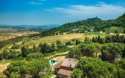 Podere Il Chiesino 8+2: Collina, Paesaggio, Highland, Area Rurale, Hill Station, Catena Montuosa, Prato, Villaggio, Valle, Paesino Di Montagna