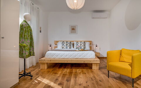 Villa Cutrera 8: Mobilia, Interior Design, Pavimentazione, Pavimento, Letto, Parete, Camera Da Letto, Pavimento In Legno, Legna, Camera