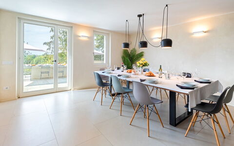Villa Boemia 10: Mobilia, Interior Design, Pavimentazione, Legna, Sedia, Cucina & Sala Da Pranzo Tavolo, Sala Da Pranzo, Pavimento, Tavolo, Illuminazione