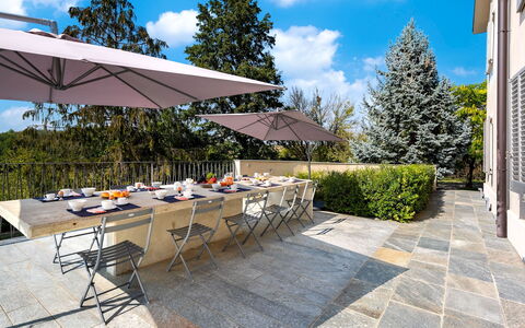 Villa Boemia 10: Mobilia, Sedia, Mobili Da Esterno, Tavolo, Tavolo Esterno, Cucina & Sala Da Pranzo Tavolo, Shade, Ombrello, Giardino, Terrazza