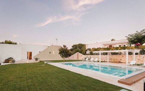 Villa Bellina 6: Piscina, Estate, Ricorrere, Hacienda, Cortile, Villa, Landscaping, Design, Cortile, Dimora