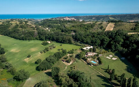 I Lauri 12: Ambiente Naturale, Fotografia Aerea, Visione Globale, Paesaggio, Paesaggio Naturale, Plain, Zona Residenziale, Lotto, Area Rurale, Piantagione