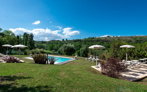 I Lauri 12: Piscina, Giardino, Ricorrere, Landscaping, Prato, Eco Hotel, Piantagione, Hacienda, Parco, Backyard