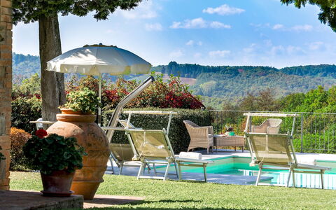 Gli Spilocchi 16: Piscina, Mobili Da Esterno, Ricorrere, Arbusto, Mobilia, Lettino, Eco Hotel, Giardino, Shade
