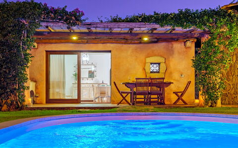 Casa Maestrale 6: Piscina, Acqua, Mobilia, Ricorrere, Mobili Da Esterno, Tempo Libero, Eco Hotel, Ombrello, Sedia, Shade