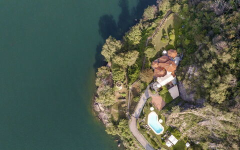 Villa Eden 8: Acqua, Corpo D'Acqua, Banca, Lago, Costiera E Morfologie Oceanic, Costa, Serbatoio, Riva, Lago, Suono