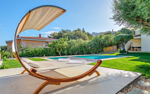 Villa la Marina 5+1: Shade, Tempo Libero, Mobili Da Esterno, Giardino, Eco Hotel, Prato, Landscaping, Hacienda, Villa, Ricorrere