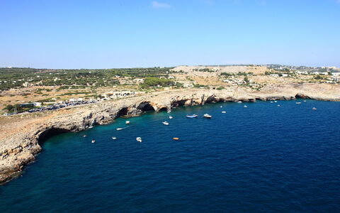 Villa Floria 4: Blu, Acqua, Corpo D'Acqua, Costa, Roccia, Costiera E Morfologie Oceanic, Mare, Promontorio, Terreno, Promontorio