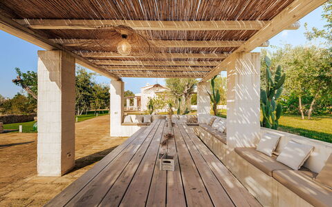 Opuntia Trulli e Lamie 10: Legna, Colonna, Portico, Shade, Struttura Esterna, Giardino, Estate, Landscaping, Ricorrere, Materiali Naturali