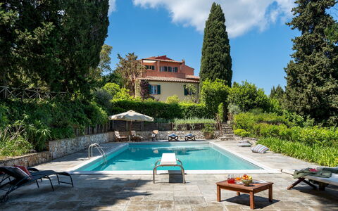 Casa del Duca 10: Piscina, Zona Residenziale, Casa, Casa, Ricorrere, Mobili Da Esterno, Eco Hotel, Estate, Hacienda, Villa