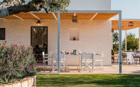 Borgo Dell'Agrumeto 8: Mobilia, Mobili Da Esterno, Sedia, Tavolo, Tavolo Esterno, Cucina & Sala Da Pranzo Tavolo, Shade, Portico, Terrazza, Struttura Esterna