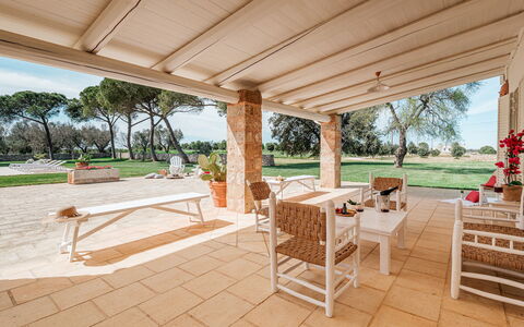 Masseria Samali 14+4: Giardino, Shade, Estate, Ricorrere, Mobili Da Esterno, Landscaping, Prato, Hacienda, Backyard, Struttura Esterna