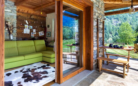 Chalet Walser 4+2: Legna, Casa, Villetta, Log Cabin, Color Legno, Latifoglie, Materiali Naturali, Sedia, Portico, Legname