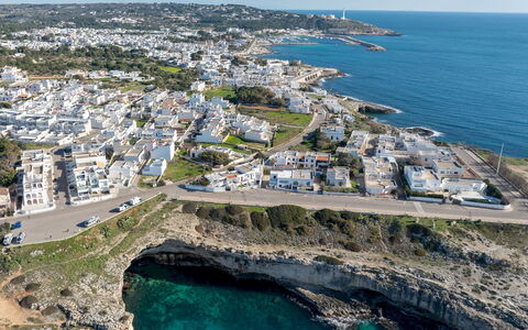 Villa Ristola 6: Acqua, Risorse Idriche, Costa, Corpo D'Acqua, Costiera E Morfologie Oceanic, Mare, Promontorio, Estate, Spiaggia, Baia