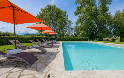 Villa Iside 8: Piscina, Mobili Da Esterno, Ricorrere, Lettino, Giardino, Eco Hotel, Landscaping, Tempo Libero, Ombrello, Sedia
