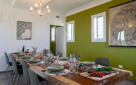 Dimora degli Ulivi 10: Mobilia, Interior Design, Parete, Tavolo, Sala Da Pranzo, Sedia, Cucina & Sala Da Pranzo Tavolo, Legna, Soffitto, Pavimentazione