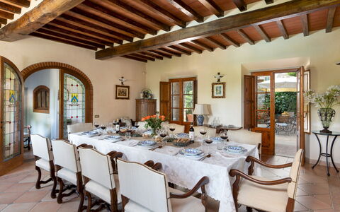 Casa Paggetti 8: Mobilia, Interior Design, Tavolo, Legna, Pavimentazione, Sedia, Casa, Cucina & Sala Da Pranzo Tavolo, Sala Da Pranzo, Camera