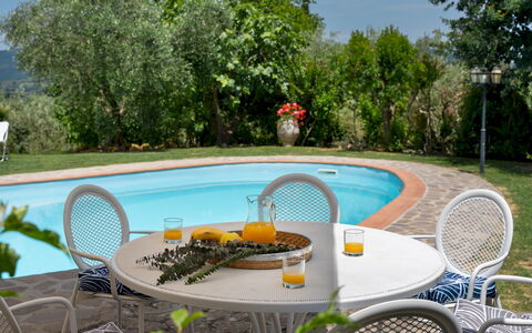 Casa Paggetti 8: Mobilia, Mobili Da Esterno, Tavolo, Sedia, Piscina, Tavolo Esterno, Ricorrere, Cucina & Sala Da Pranzo Tavolo, Eco Hotel, Shade