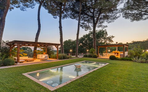 Antico Ceraso 10: Giardino, Piscina, Arbusto, Ricorrere, Backyard, Shade, Landscaping, Eco Hotel, Prato, Paesaggio Di Illuminazione
