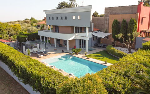 Villa Tiberio 6+2