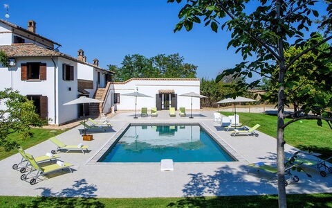 Villa Ardente 12+1: Piscina, Zona Residenziale, Casa, Casa, Estate, Ricorrere, Villa, Hacienda, Dimora, Eco Hotel